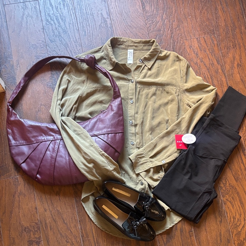 Spanx Olive Green Button Front Blouse Medium Stre… - image 1